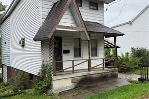 446 Biddle St, Tamaqua Boro, PA 18252 - Photo 2