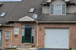 113 Stephanie Dr, Palmer Twp, PA 18045 - Photo 2