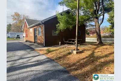 2325 Walbert Avenue, South Whitehall Township, PA 18104 - Photo 2