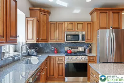 2690 Greens Drive, Lower Saucon Township, PA 18055 - Photo 22