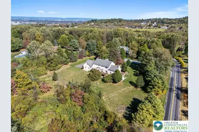 2690 Greens Drive, Lower Saucon Township, PA 18055 - Photo 2