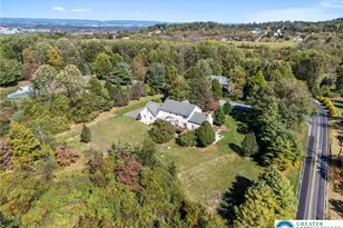 2690 Greens Dr, Lower Saucon Township, PA 18055 - Photo 2