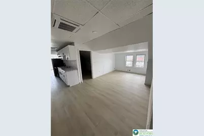 2 W Market Street #Apt 4 3rd FL, Other, PA 17030 - Photo 4