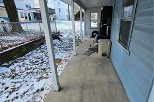 22 E Richards St, Summit Hill Boro, PA 18250 - Photo 8