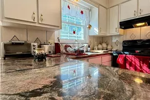 1733 Elmhurst Dr, Whitehall Twp, PA 18052 - Photo 32