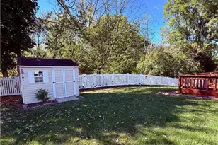 1733 Elmhurst Dr, Whitehall Twp, PA 18052 - Photo 6