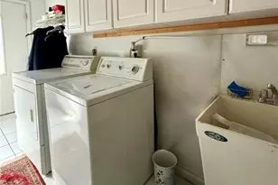 1733 Elmhurst Dr, Whitehall Twp, PA 18052 - Photo 58