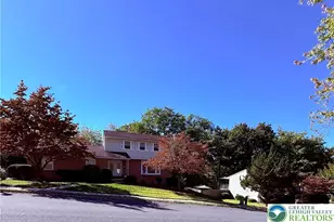 1733 Elmhurst Dr, Whitehall Twp, PA 18052 - Photo 16