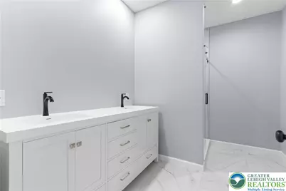 102 Eagle View Run Drive, Tobyhanna Twp, PA 18334 - Photo 18