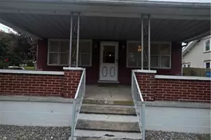 511 E Lawn Rd, Upper Nazareth Twp, PA 18064 - Photo 4