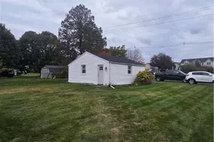 511 E Lawn Rd, Upper Nazareth Twp, PA 18064 - Photo 8