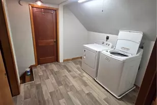 511 E Lawn Rd, Upper Nazareth Twp, PA 18064 - Photo 22