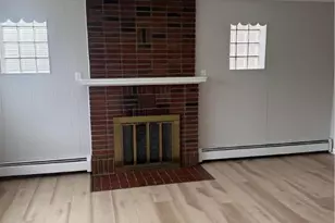 812 N Lacrosse St, Allentown, PA 18109 - Photo 2