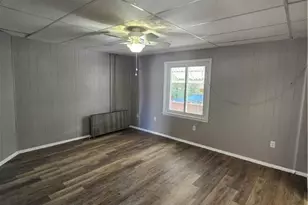 34 Coal St, Nesquehoning Boro, PA 18240 - Photo 4