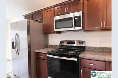 1549 Burkhardt Street #B, Hellertown Boro, PA 18055 - Photo 8