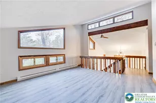 3322 Woodland Dr, Coolbaugh Twp, PA 18466 - Photo 12