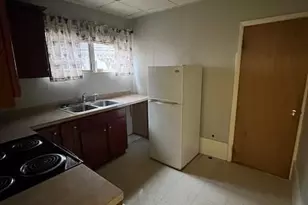 243 E Broad St, Schuylkill, PA 18252 - Photo 4