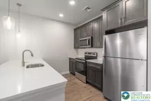 430 Cambria St, Freemansburg Boro, PA 18017 - Photo 2