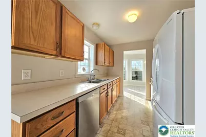 657 Winterthur Way, Forks Twp, PA 18040 - Photo 6