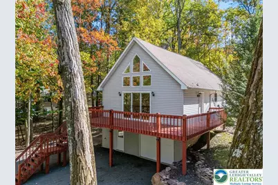 273 Four Seasons Drive, Luzerne, PA 18222 - Photo 2