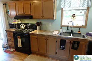 59 Mansfield Dr, Longswamp Twp, PA 18062 - Photo 4