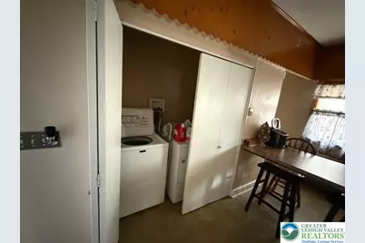 206 S Main, Nazareth Boro, PA 18064 - Photo 10