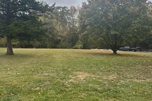 78 Locke Heights, Washington Twp, PA 18013 - Photo 2