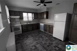 637 5th St, Whitehall Twp, PA 18052 - Photo 6