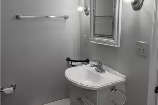 637 5th St, Whitehall Twp, PA 18052 - Photo 10