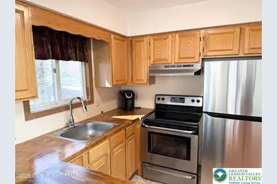 135 Sitka Drive, Coolbaugh Twp, PA 18347 - Photo 14
