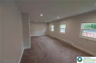 137 Lee St, Emmaus Boro, PA 18049 - Photo 10