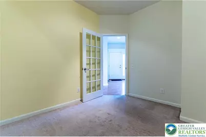 8524 Mayfair Court, Upper Macungie Township, PA 18031 - Photo 10