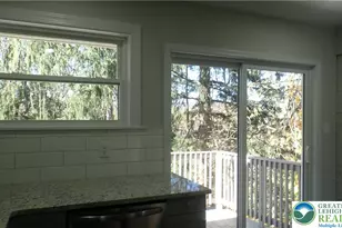 2556 N Delaware Dr, Upper Mt Bethel Twp, PA 18343 - Photo 14