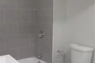 2556 N Delaware Dr, Upper Mt Bethel Twp, PA 18343 - Photo 30