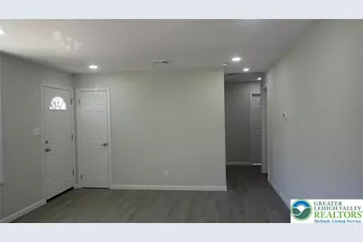 2556 N Delaware Drive, Upper Mt Bethel Twp, PA 18343 - Photo 8