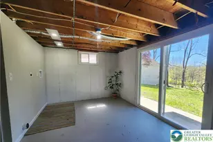 2556 N Delaware Dr, Upper Mt Bethel Twp, PA 18343 - Photo 32