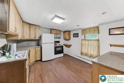 260 E Abbott Street, Lansford Boro, PA 18232 - Photo 10