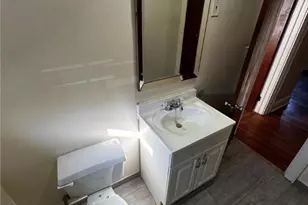 1027 Chipperfield Dr, Stroud Twp, PA 18360 - Photo 14