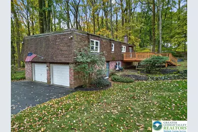 340 Chestnut Hill Road, Emmaus Boro, PA 18049 - Photo 4