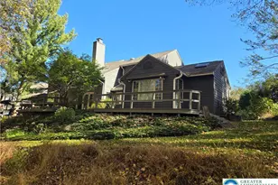 2834 Sheffield Dr, Emmaus Boro, PA 18049 - Photo 2