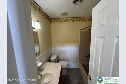 148 Vista Drive, Easton, PA 18042 - Photo 14