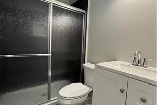 312 N 6th St, Allentown, PA 18102 - Photo 4