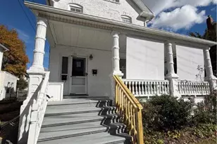 125 Front St, Roseto Boro, PA 18013 - Photo 2