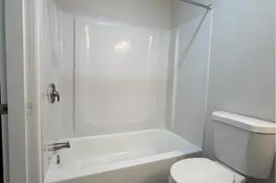 125 Front St, Roseto Boro, PA 18013 - Photo 20