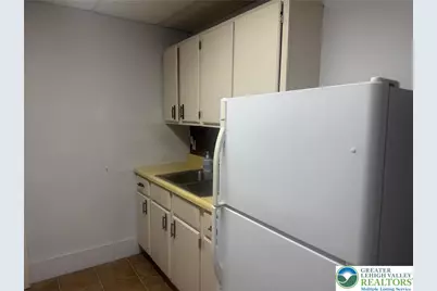 18 S 2nd #B, Easton, PA 18042 - Photo 4