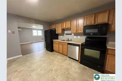 813 Cherokee Street #6, Fountain Hill Boro, PA 18015 - Photo 6