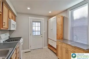 1035 Spring St, Bethlehem City, PA 18018 - Photo 14