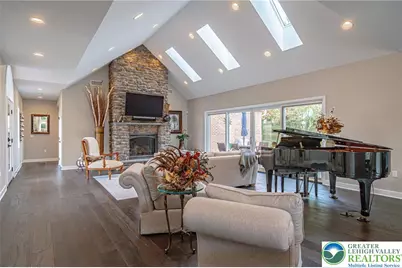 2560 Gracie Lone, Lower Macungie Twp, PA 18062 - Photo 18