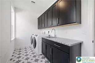 1505 Corkscrew Dr, Bushkill Twp, PA 18091 - Photo 18