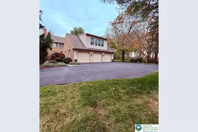 3045 Sheffield Drive, Emmaus Boro, PA 18049 - Photo 6